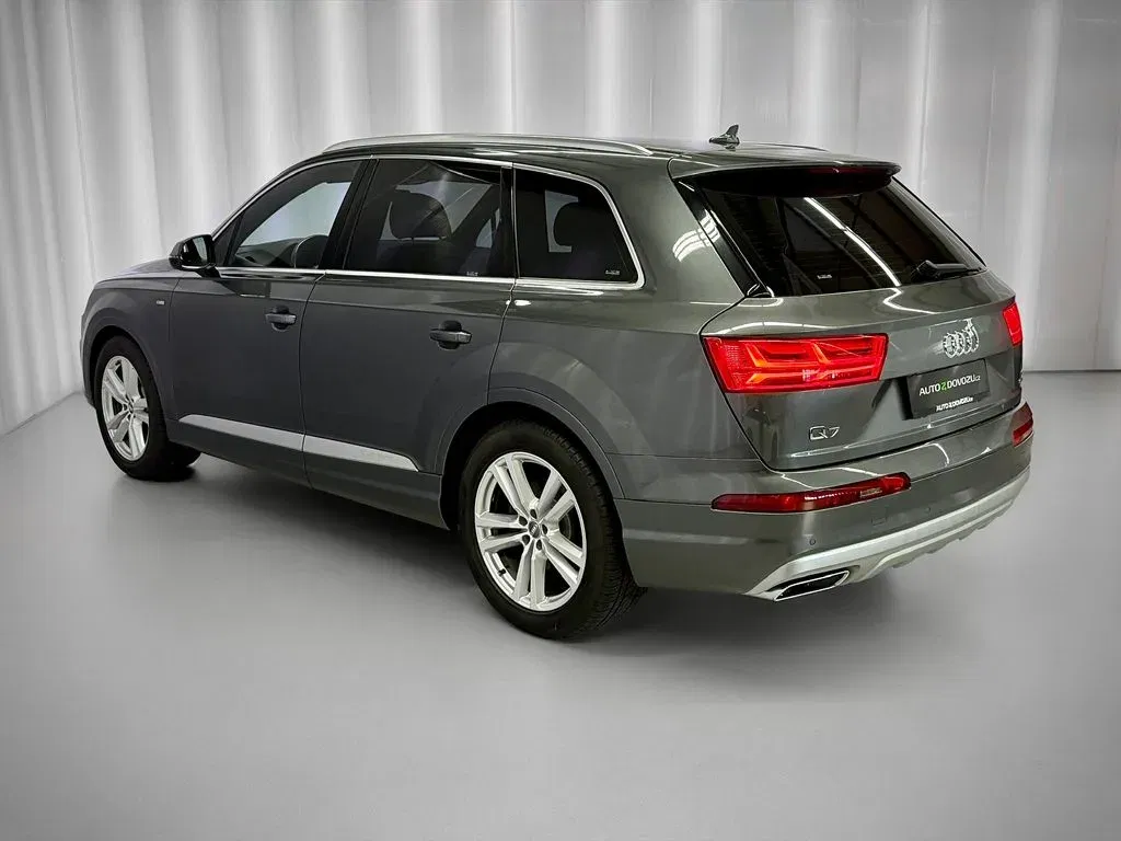 Audi Q7 - Náhled 4