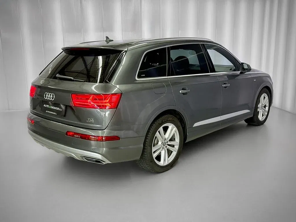 Audi Q7 - Náhled 6