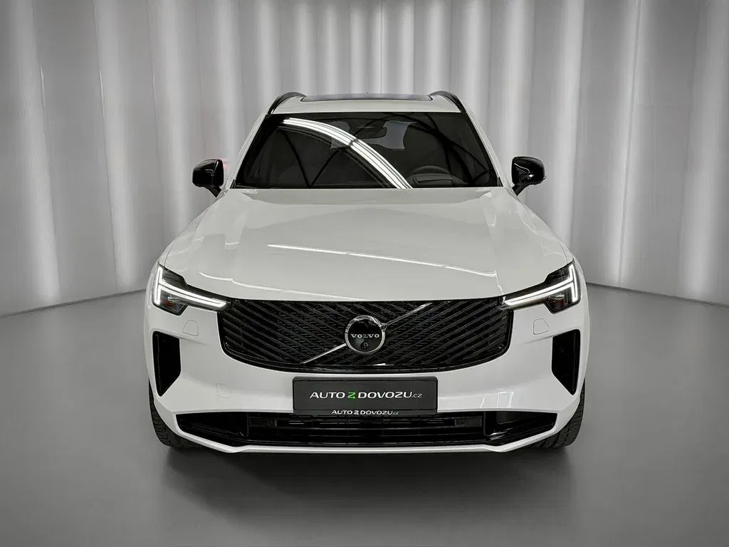 Volvo XC90 - Náhled 2