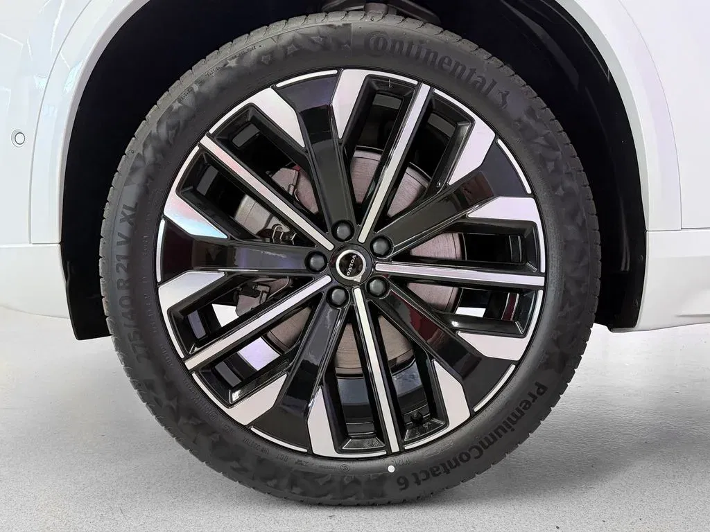 Volvo XC90 - Náhled 8