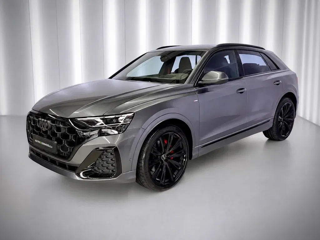 Audi Q8 - Obrázek 1