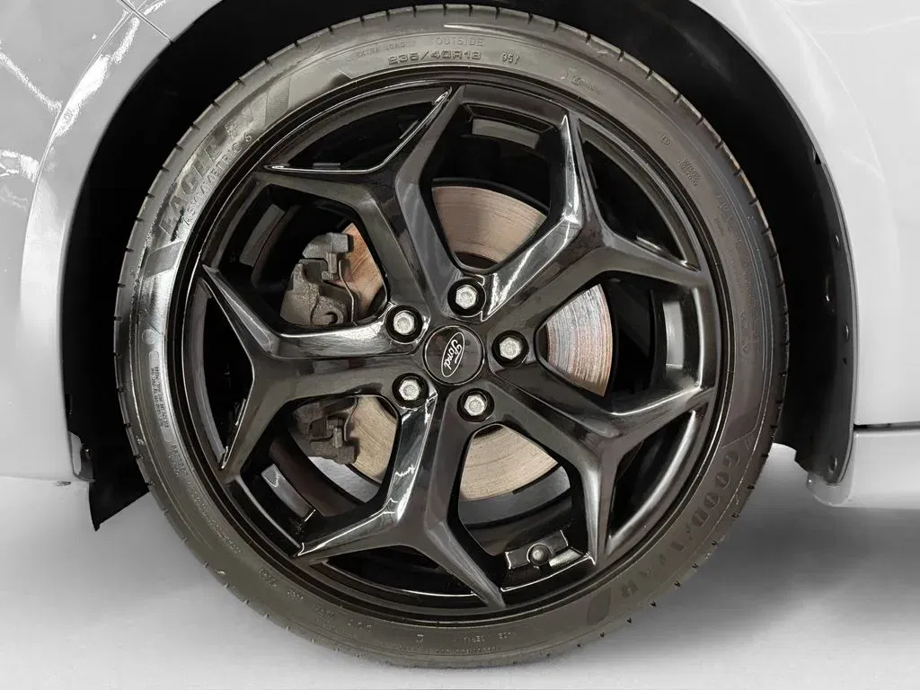 Ford Focus - Náhled 8