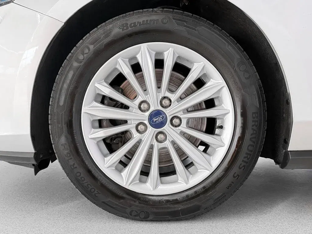 Ford Focus - Náhled 8