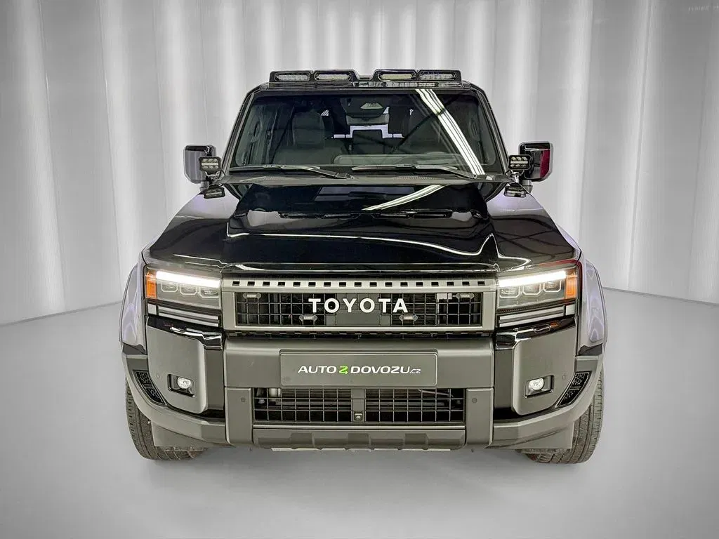 Toyota Land Cruiser - Náhled 2