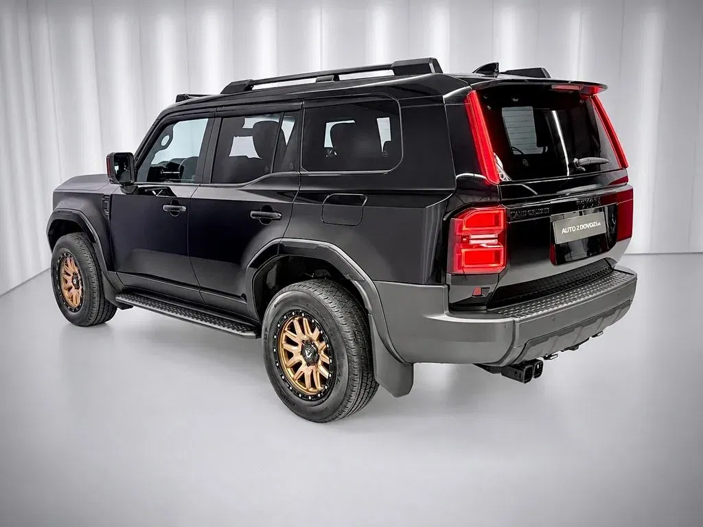 Toyota Land Cruiser - Náhled 4
