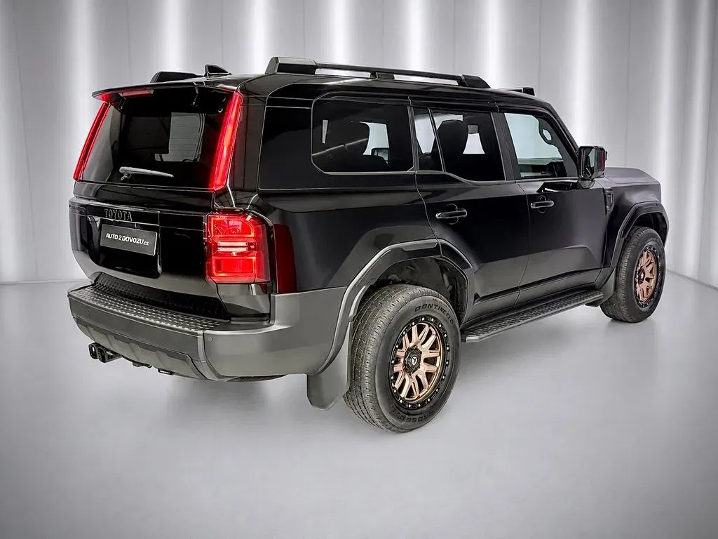 Toyota Land Cruiser - Náhled 6