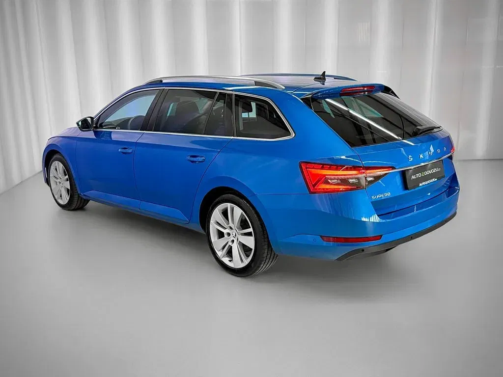 Škoda Superb - Náhled 4