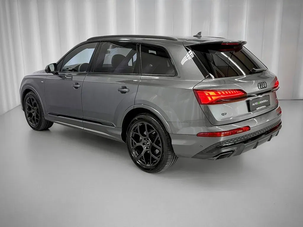 Audi Q7 - Náhled 4