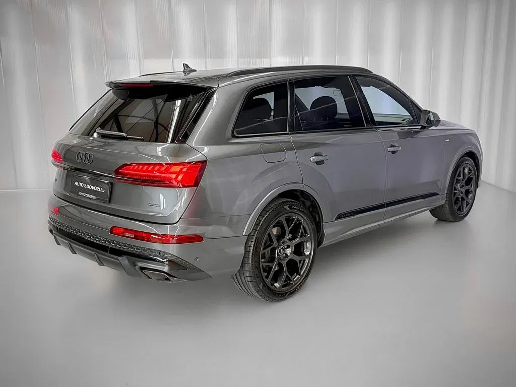 Audi Q7 - Náhled 6