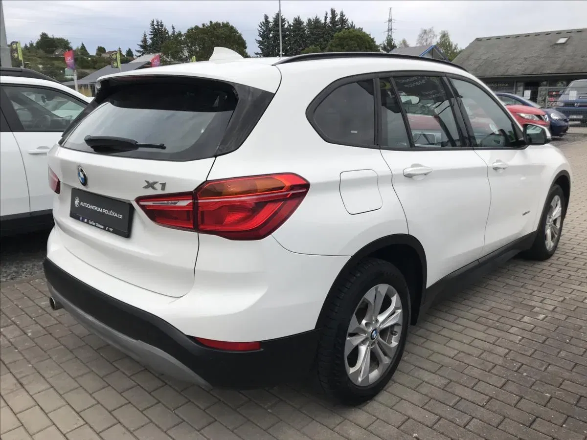 BMW X1 - Náhled 4