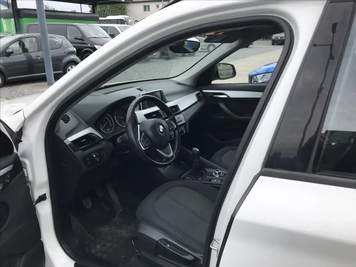 BMW X1 - Náhled 7
