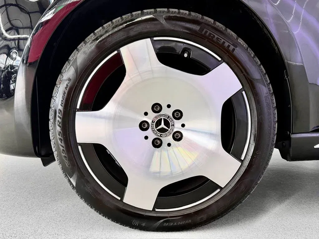 Mercedes-Benz Třídy V - Náhled 8