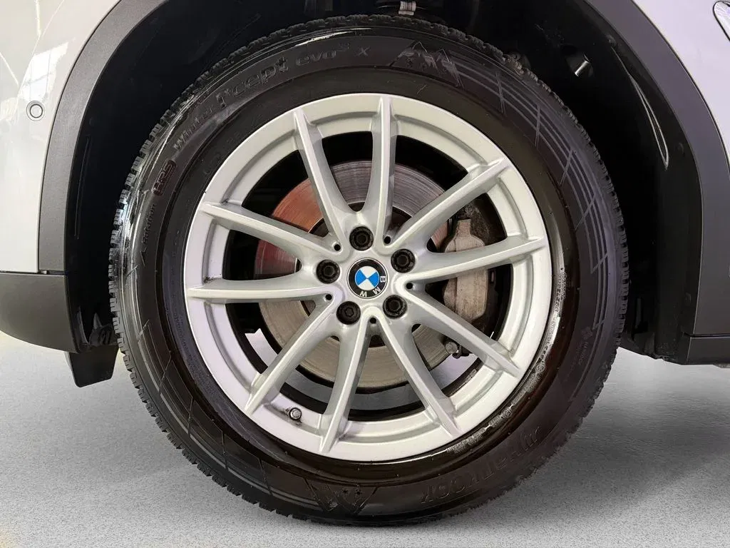 BMW X3 - Náhled 8