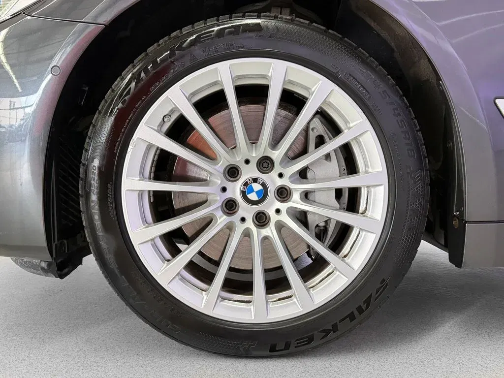 BMW Řada 5 - Náhled 8
