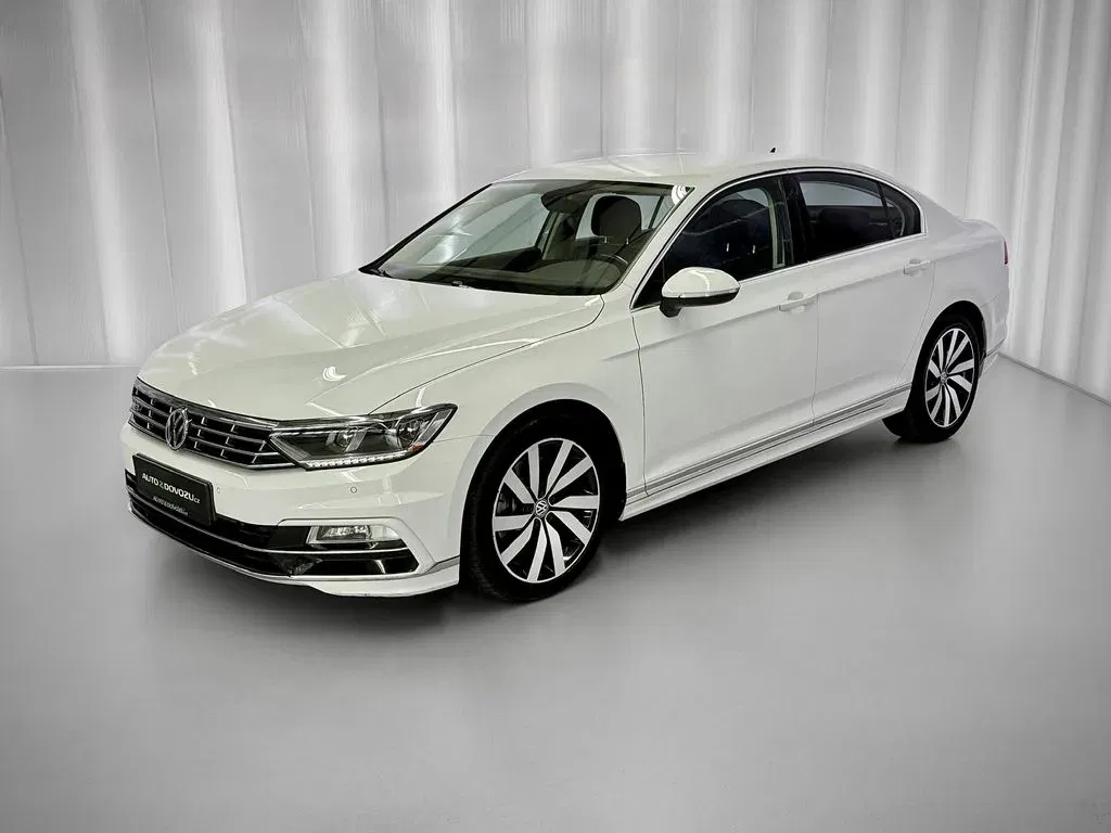 Volkswagen Passat - Obrázek 1