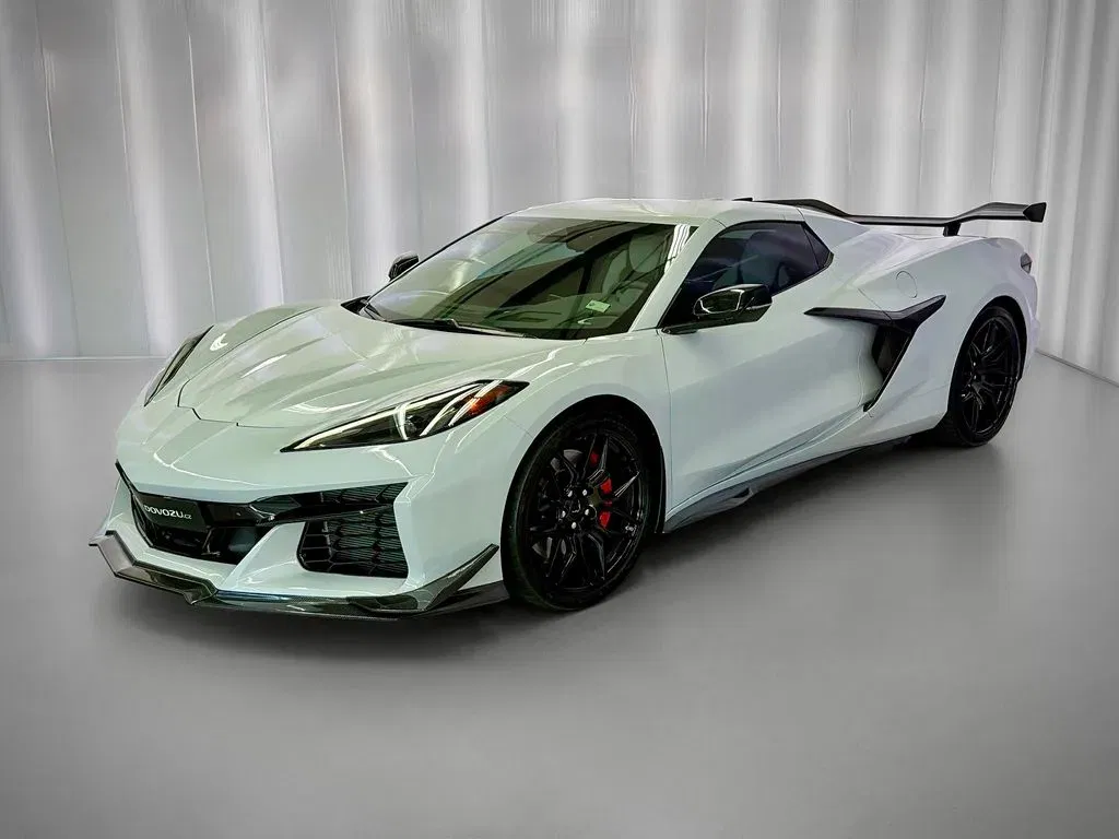 Chevrolet Corvette - Náhled 2