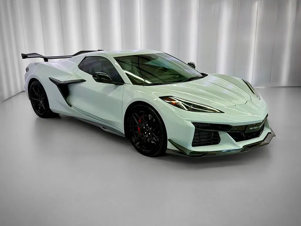 Chevrolet Corvette - Náhled 4