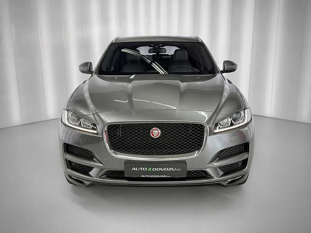 Jaguar F-Pace - Náhled 2