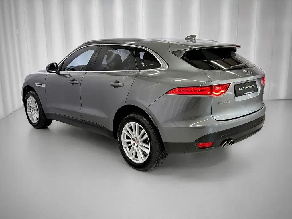 Jaguar F-Pace - Náhled 4