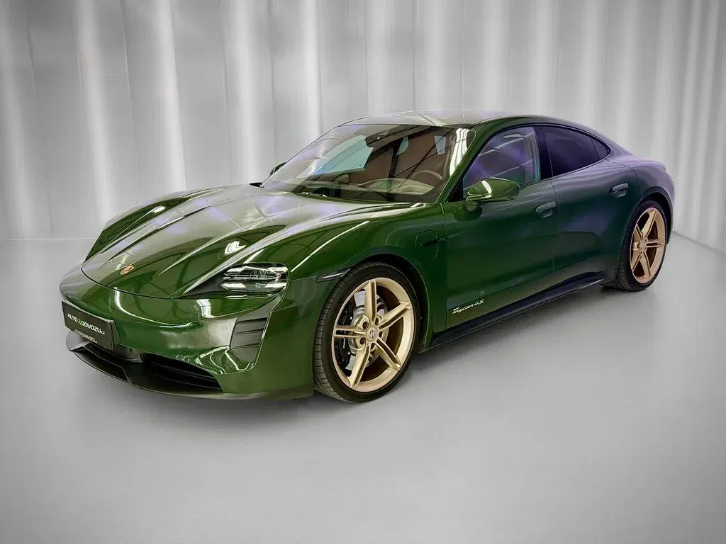 Porsche Taycan - Obrázek 1