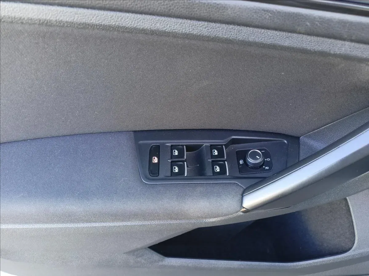 Volkswagen Tiguan - Náhled 6