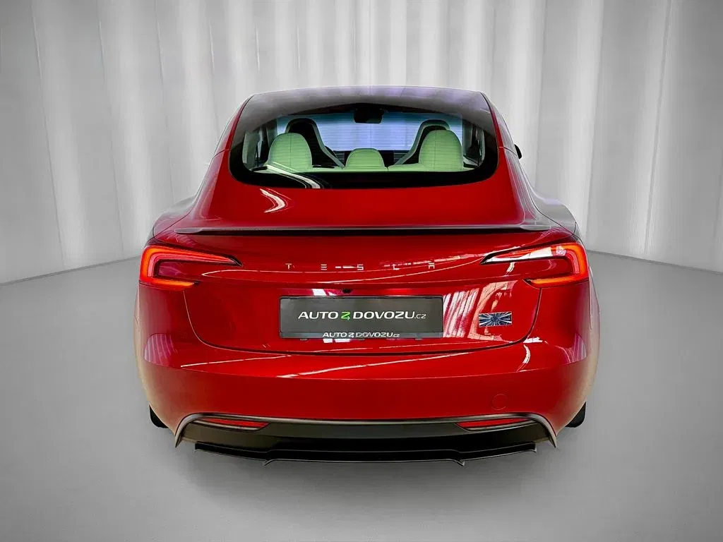 Tesla Model 3 - Náhled 5
