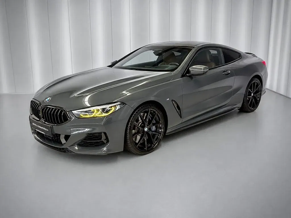 BMW Řada 8 - Obrázek 1