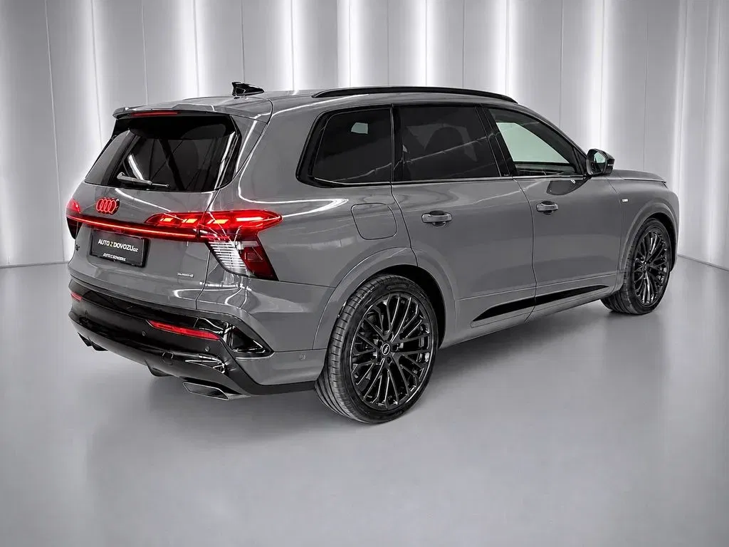 Audi Q7 - Náhled 6