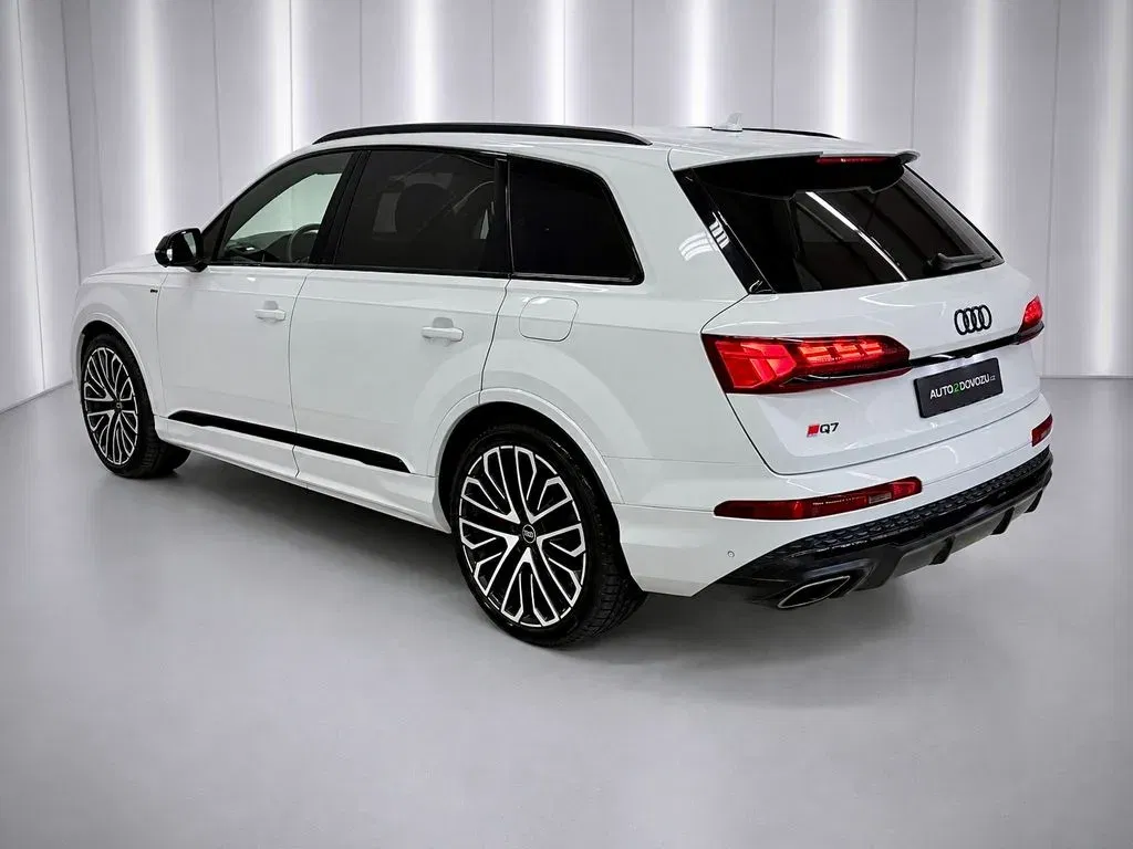 Audi Q7 - Náhled 4