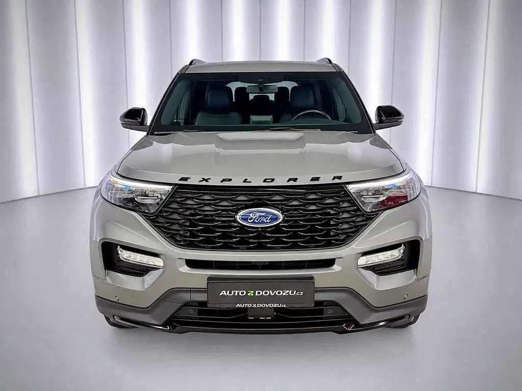 Ford Explorer - Náhled 2