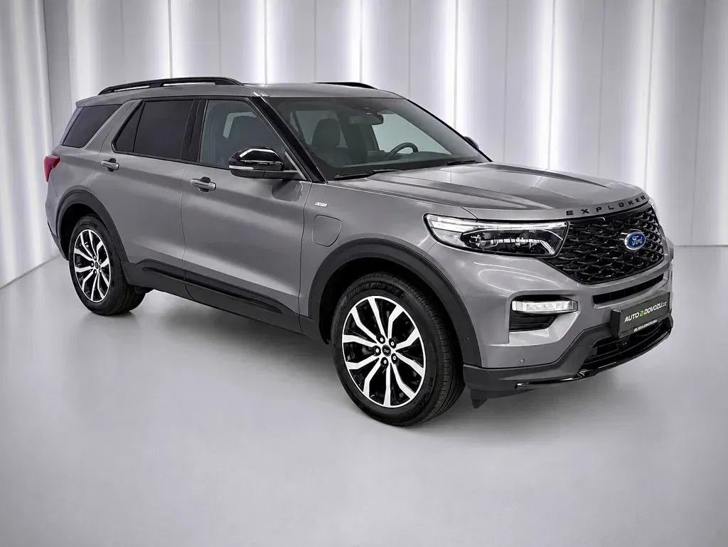 Ford Explorer - Náhled 3