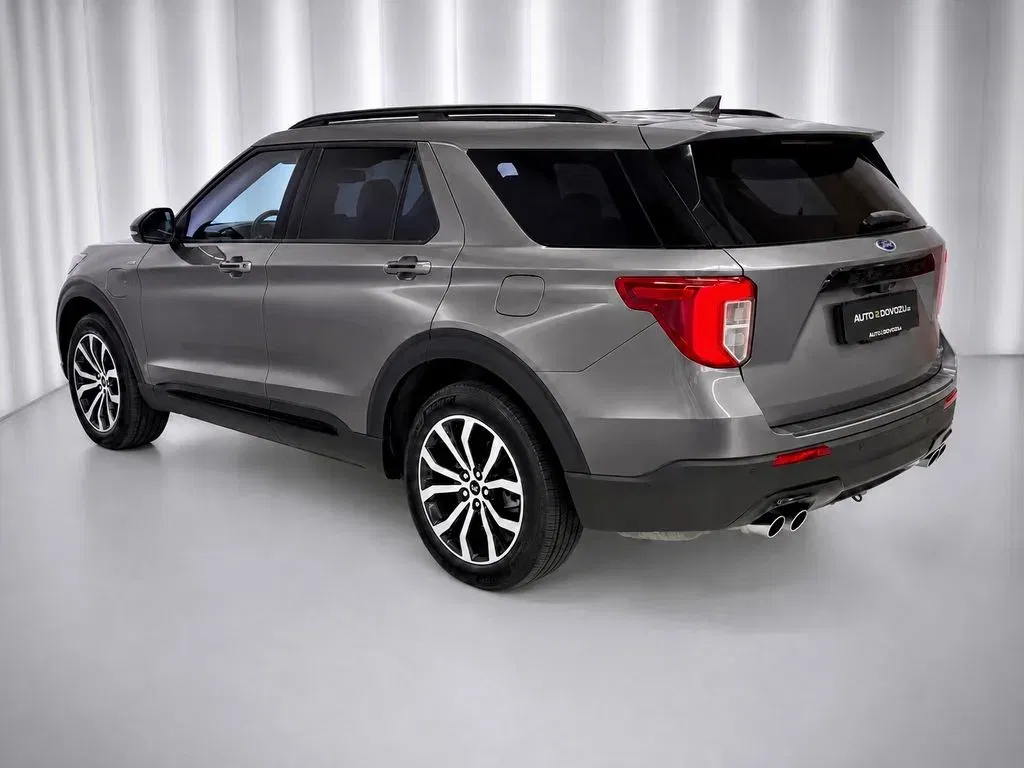 Ford Explorer - Náhled 4