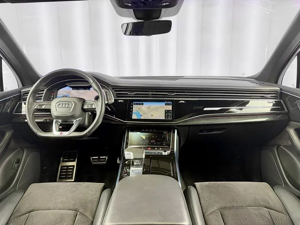 Audi Q7 - Náhled 8