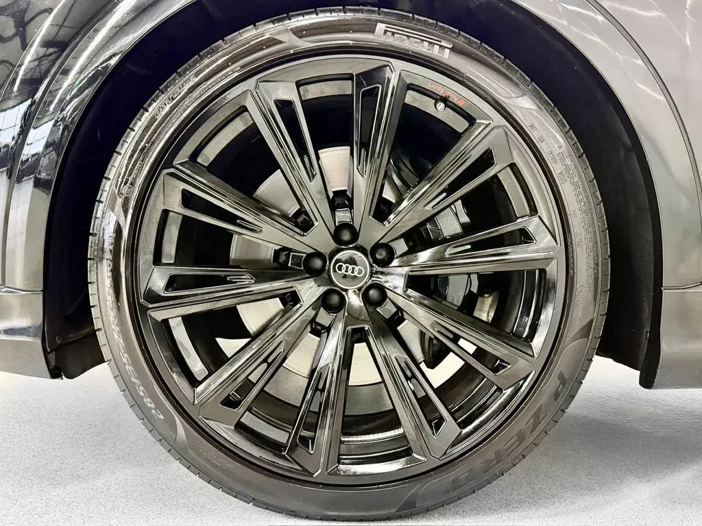 Audi SQ8 - Náhled 8