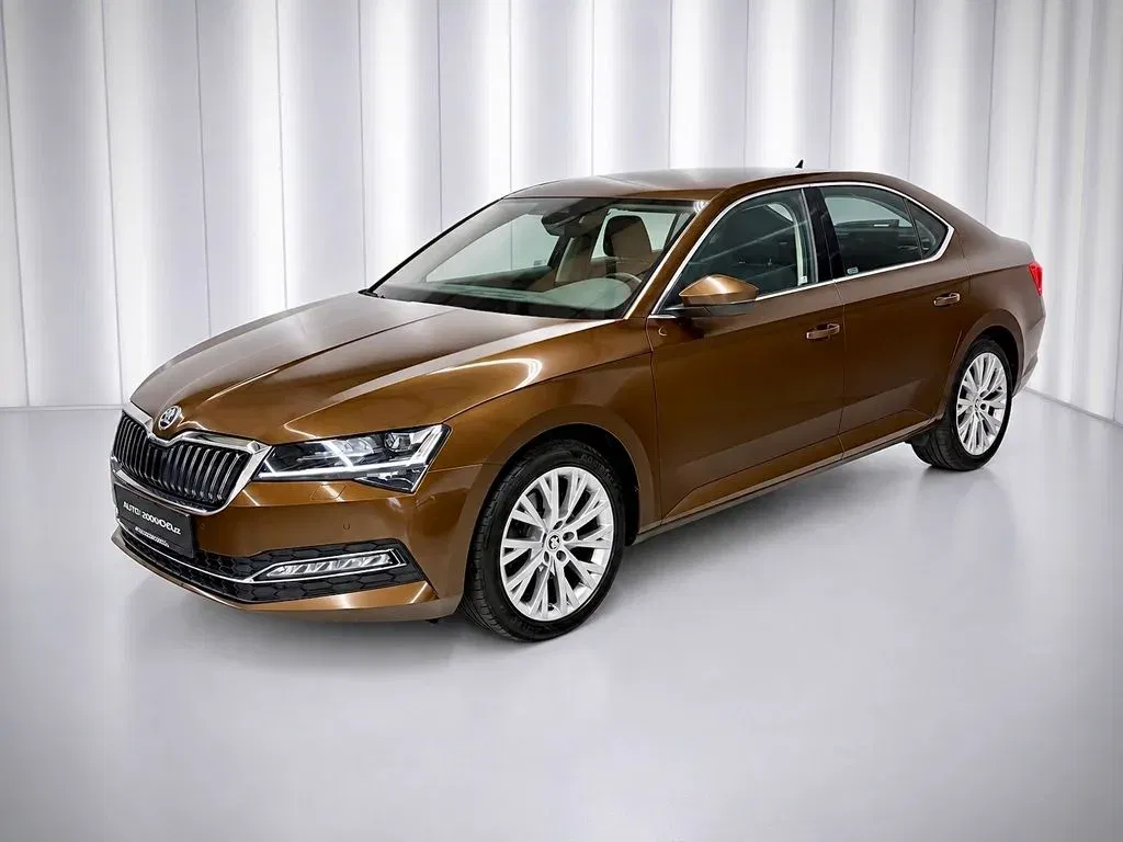 Škoda Superb 2.0TSI 140KW DSG STYLE, ACC, KEYLESS, EL. TAŽNÉ, 2022