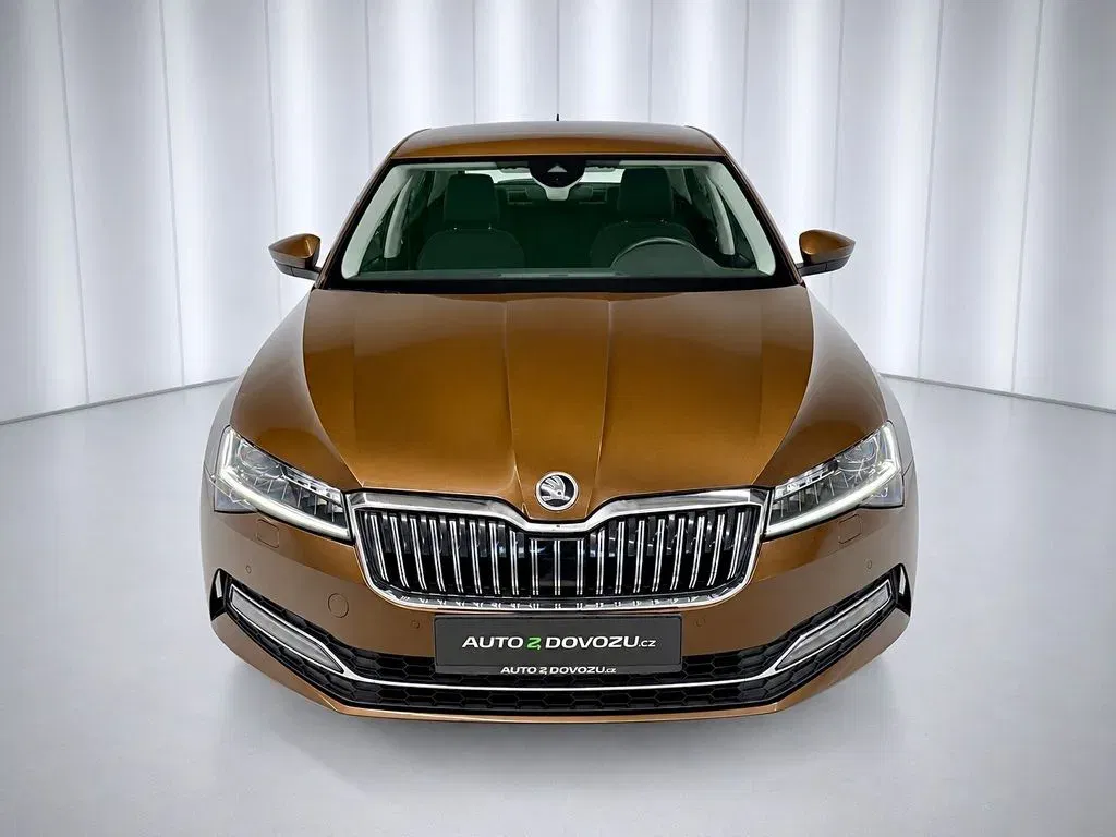 Škoda Superb - Náhled 2