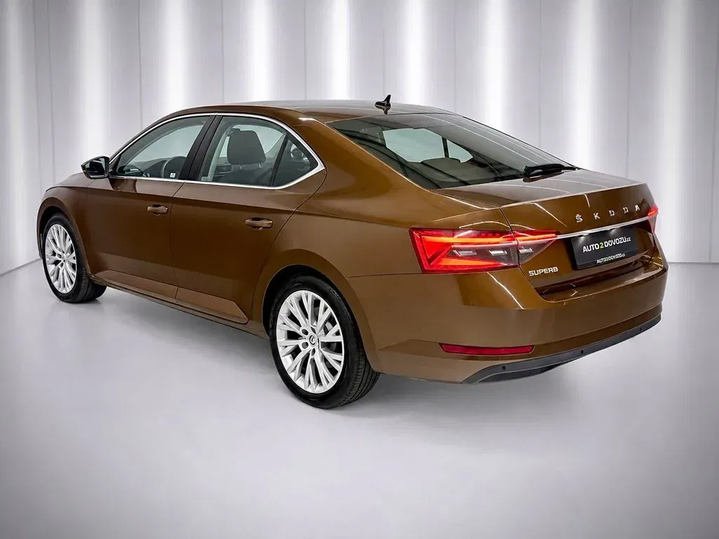 Škoda Superb - Náhled 4