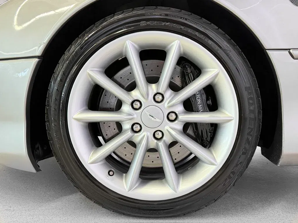 Aston Martin DB7 - Náhled 8