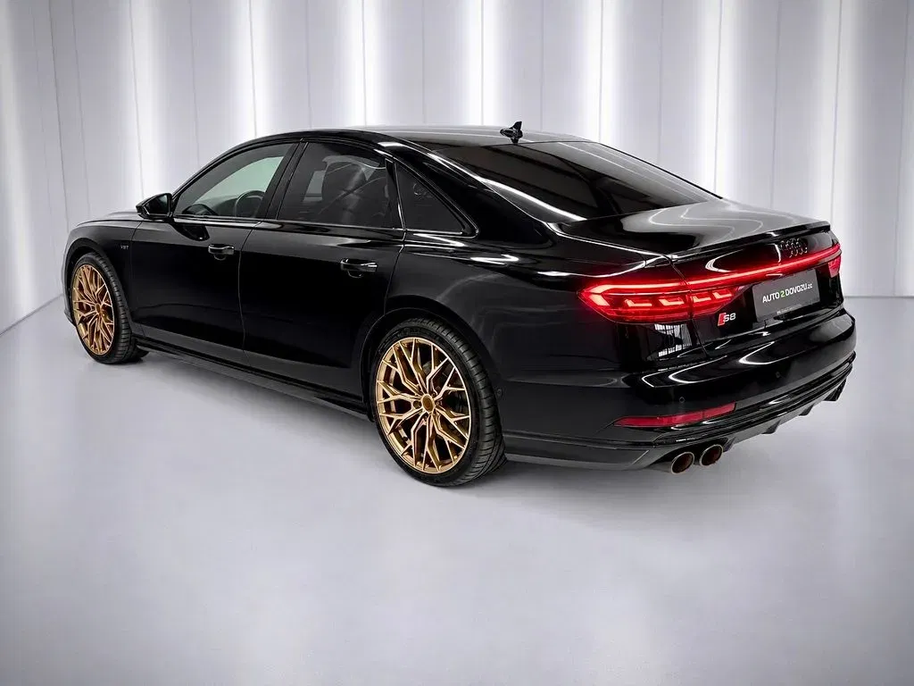 Audi S8 - Náhled 4
