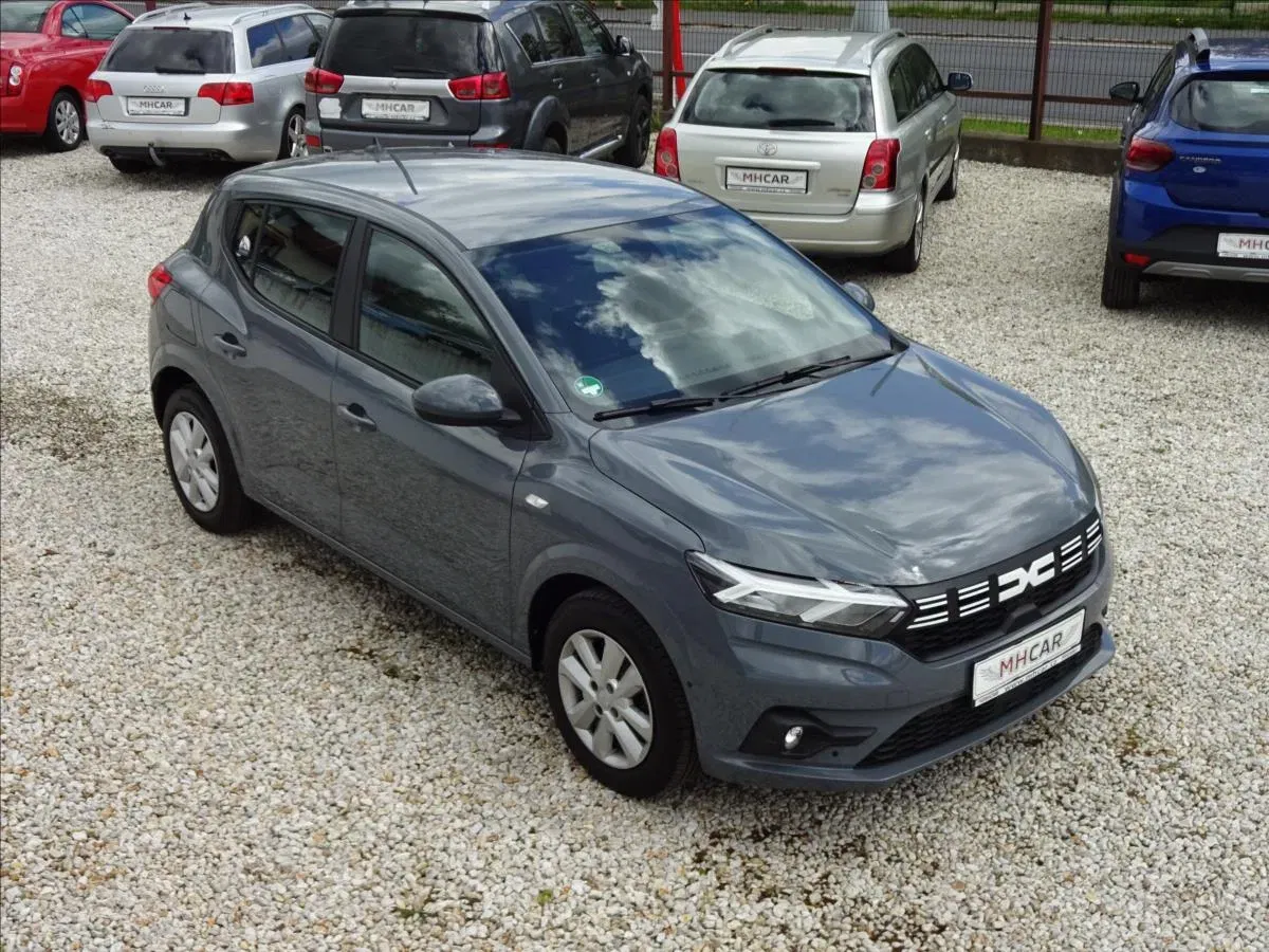 Dacia Sandero - Obrázek 1