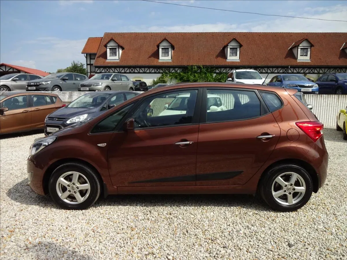 Hyundai ix20 - Náhled 3
