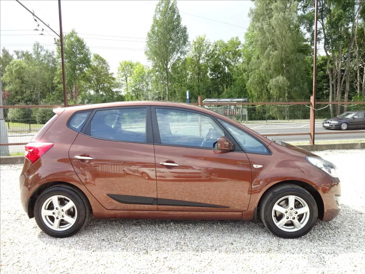Hyundai ix20 - Náhled 7