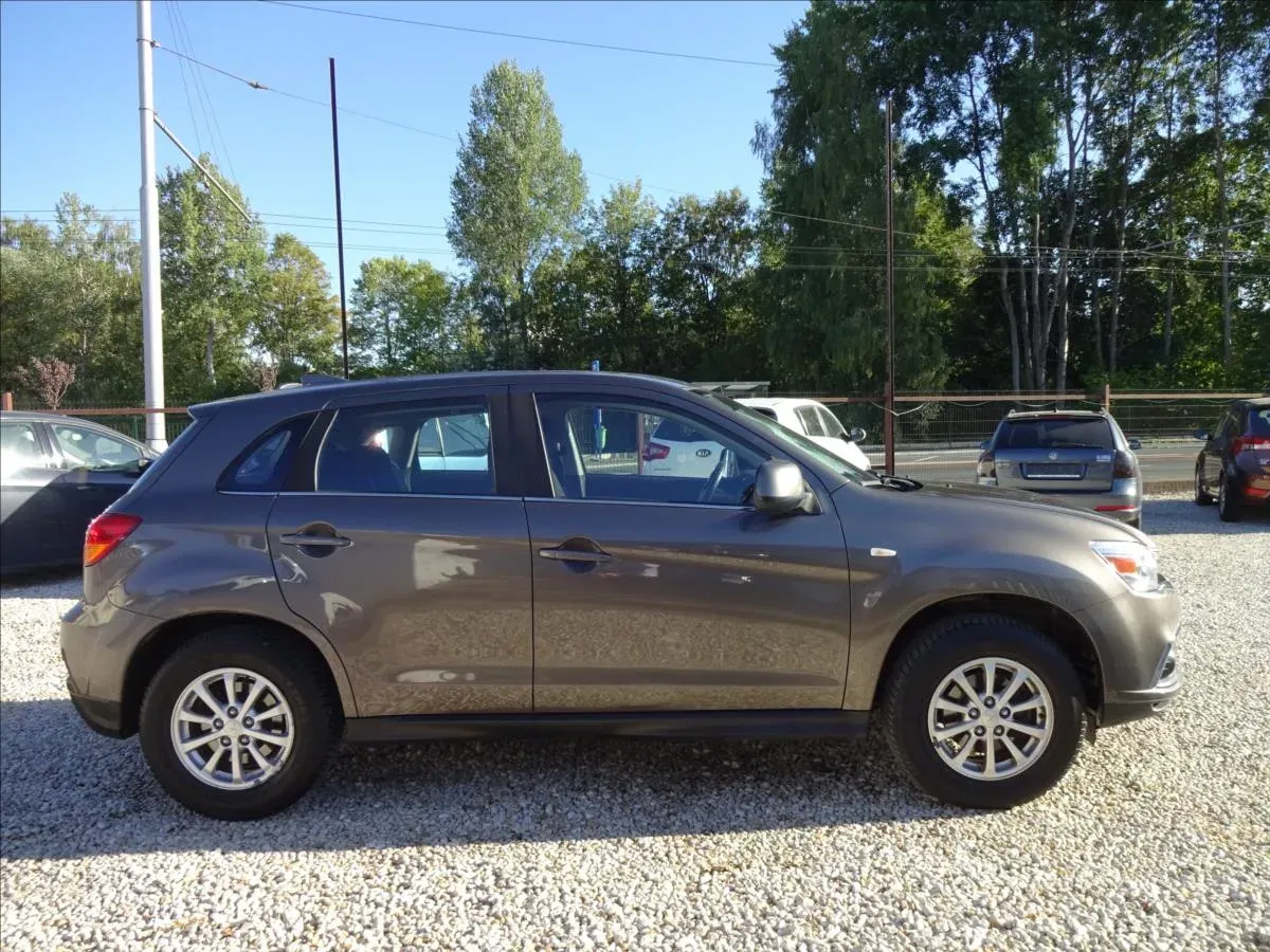 Mitsubishi ASX - Náhled 8