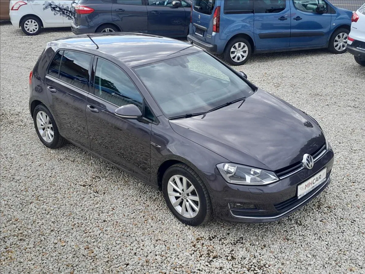Volkswagen Golf - Obrázek 1
