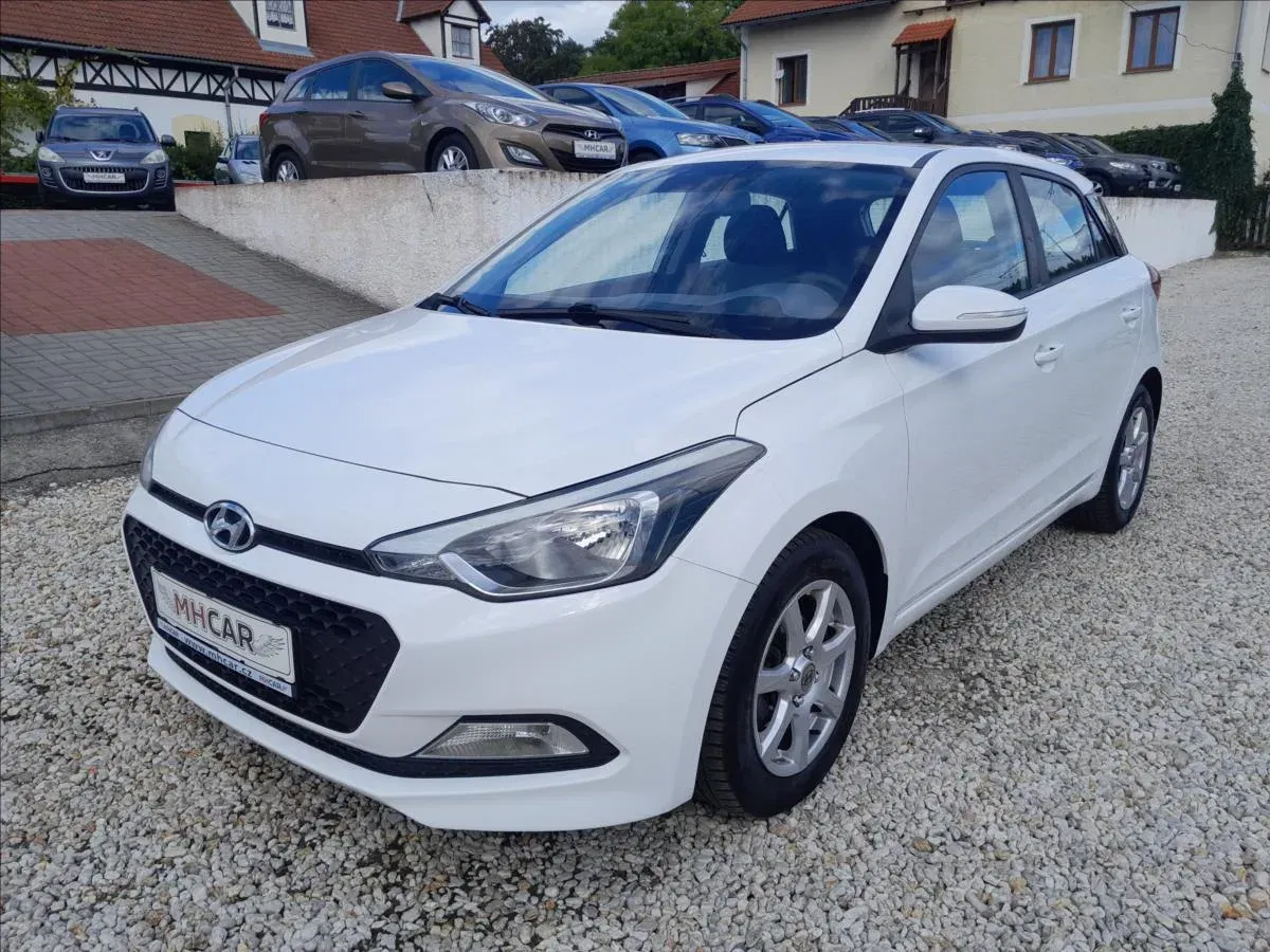 Hyundai i20 - Náhled 3