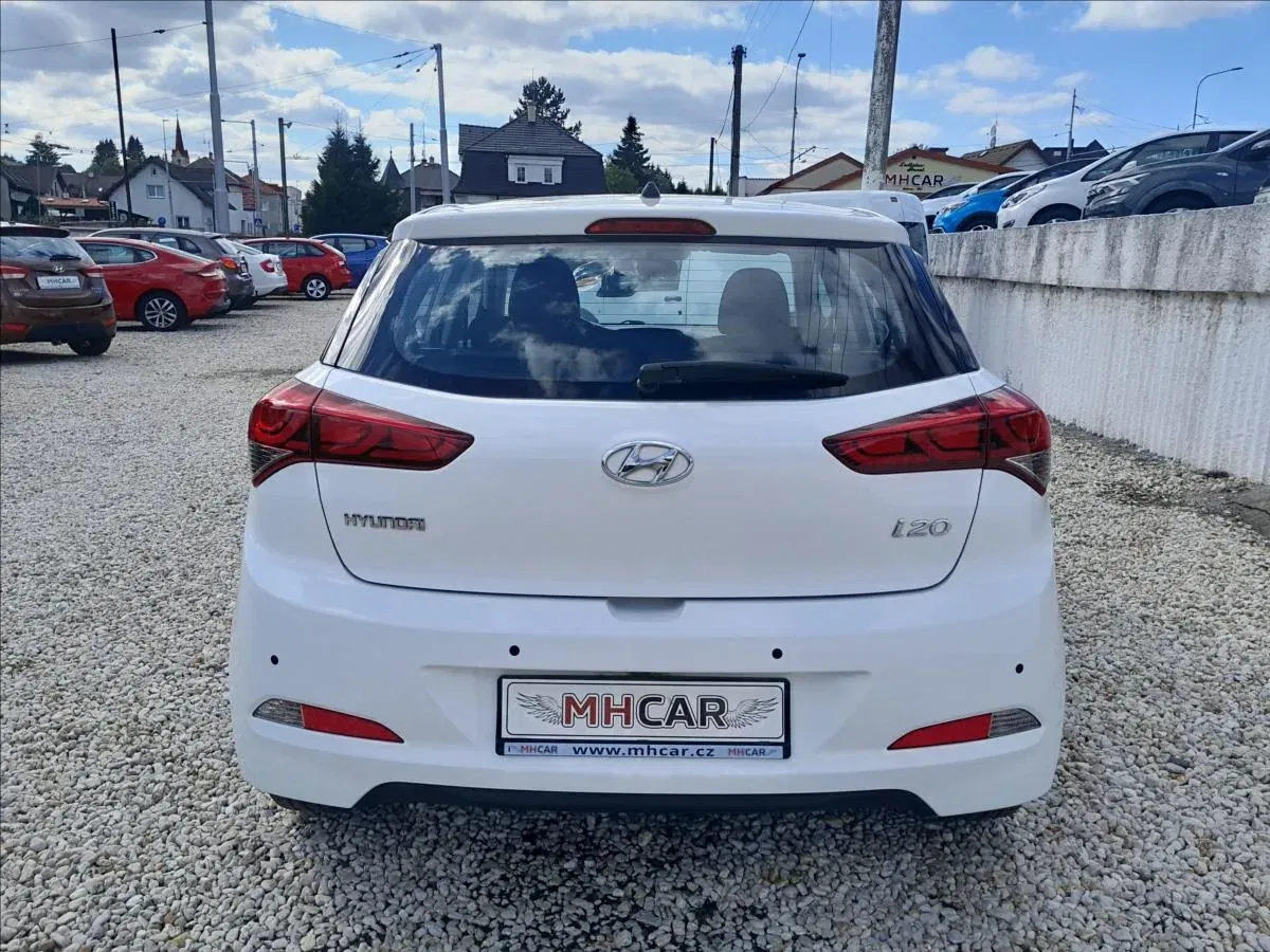 Hyundai i20 - Náhled 6