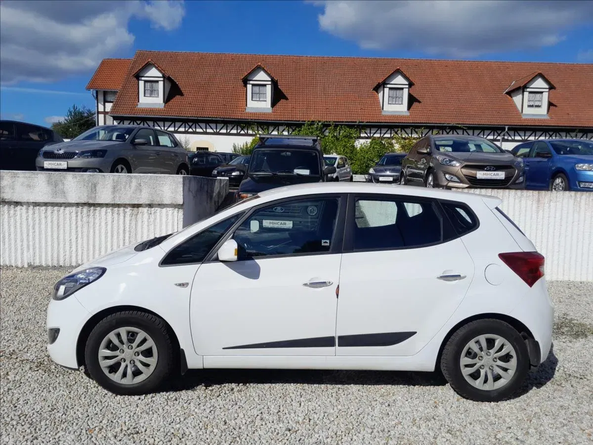 Hyundai ix20 - Náhled 4