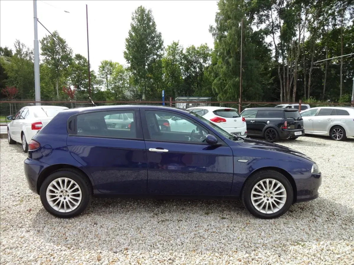 Alfa Romeo 147 - Náhled 8