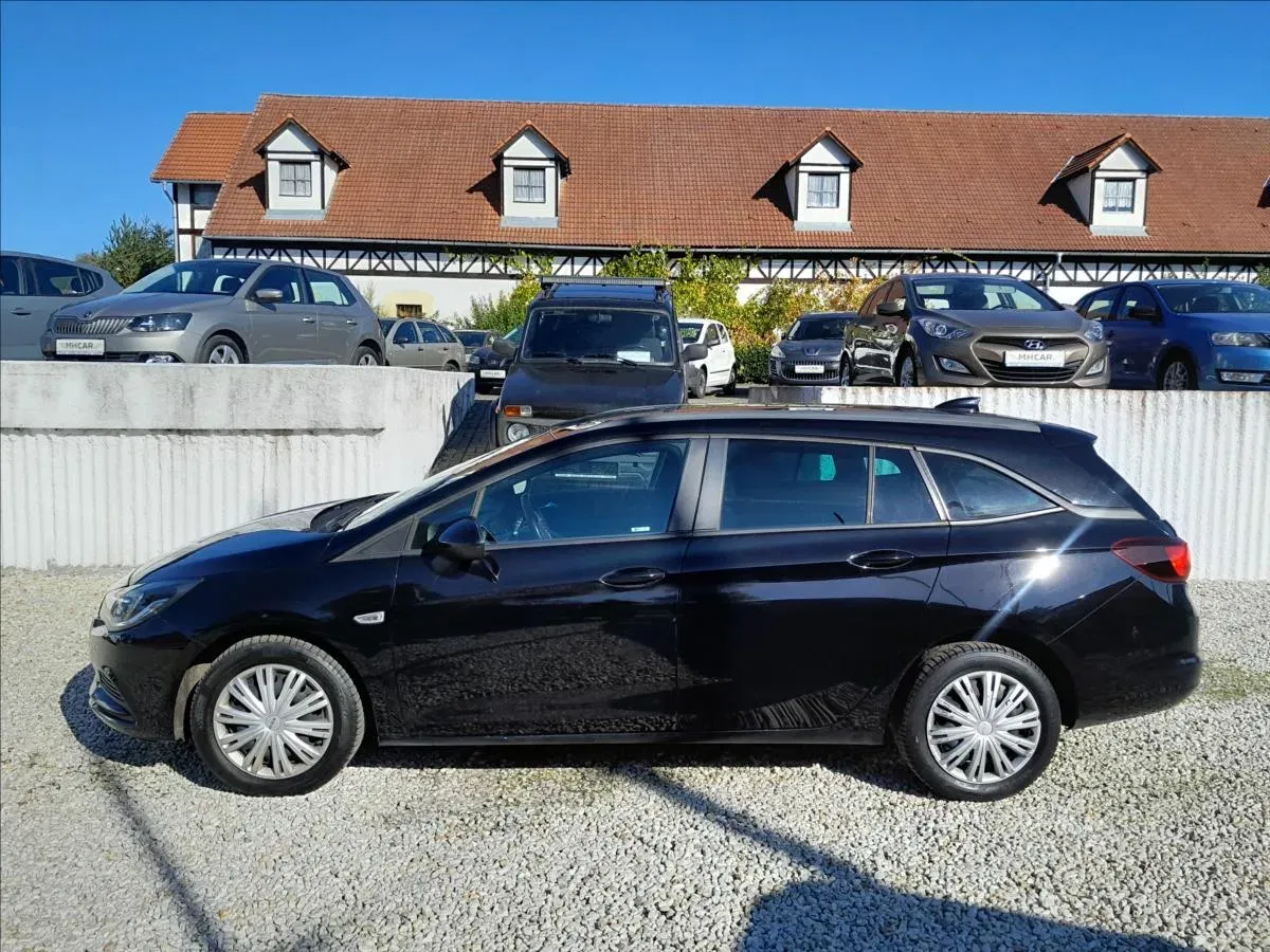 Opel Astra - Náhled 4