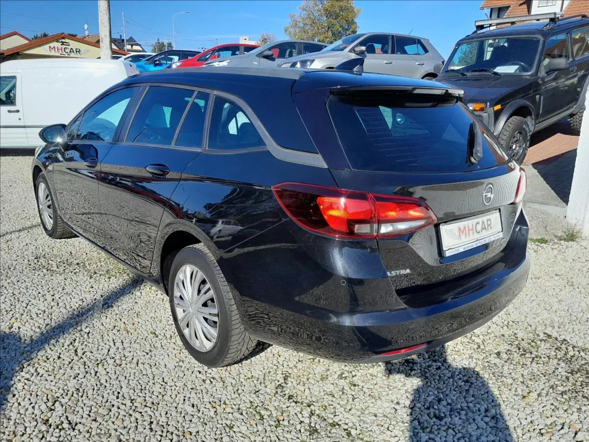 Opel Astra - Náhled 5